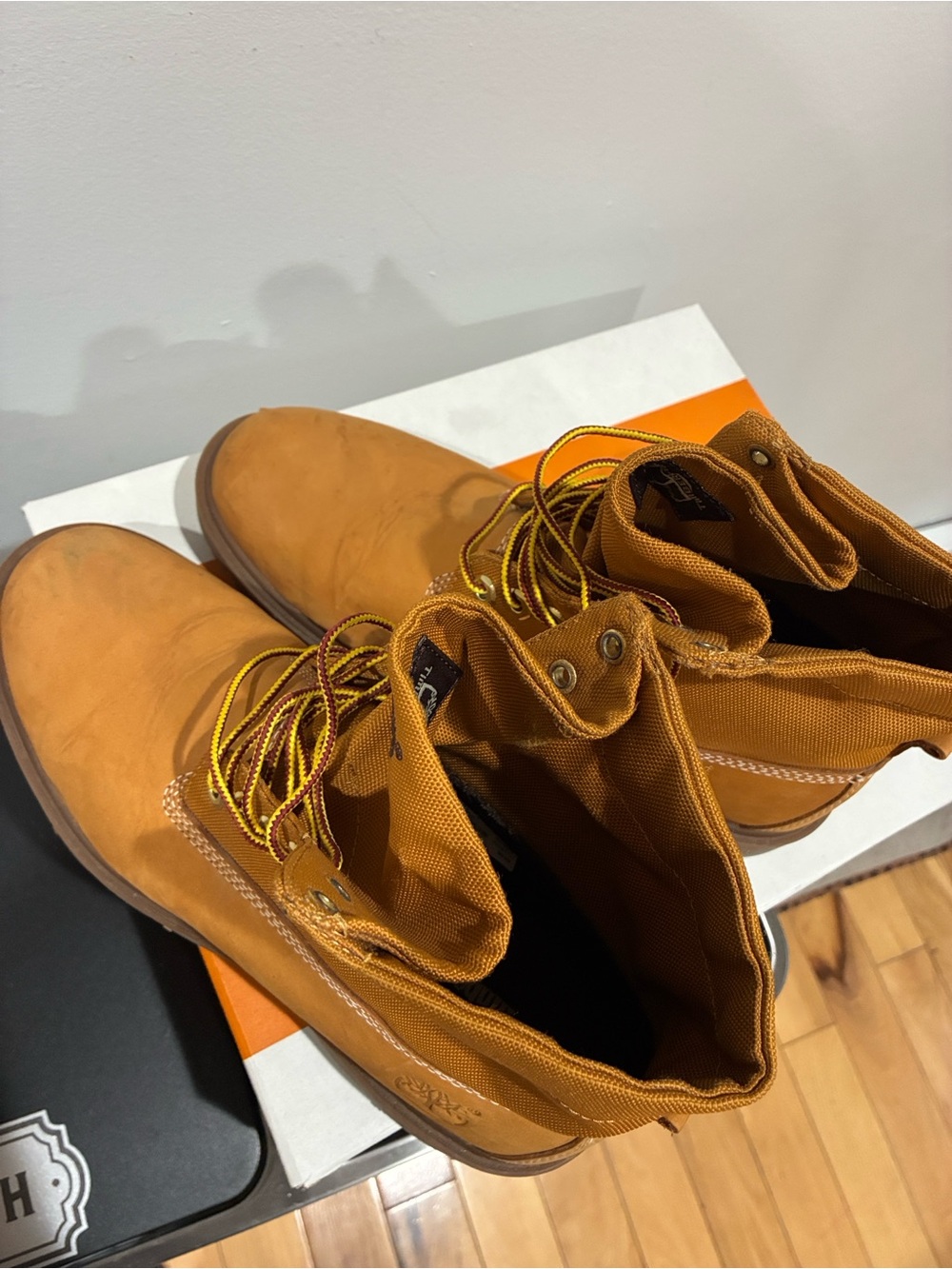 Men's Timberland Mens Basic ankle boots Single Roll-Top Boots in Wheat
